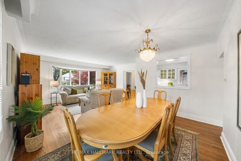 Photo 10 at 266 Chine Drive, Cliffcrest, Toronto