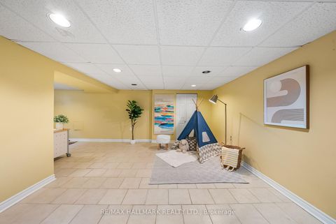 Photo 25 at 266 Chine Drive, Cliffcrest, Toronto