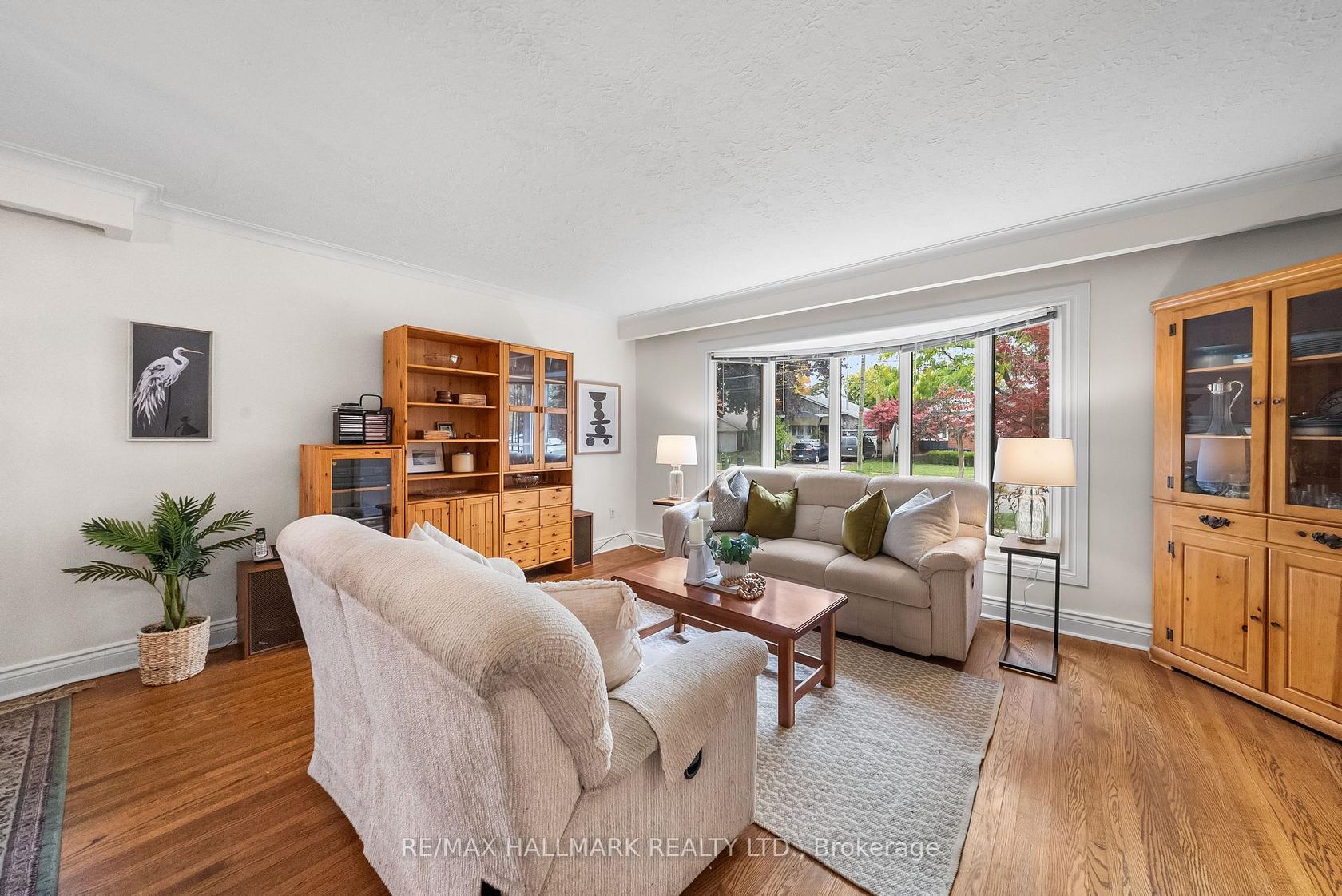 Photo 7 at 266 Chine Drive, Cliffcrest, Toronto Photo 7 at 266 Chine Drive, Cliffcrest, Toronto