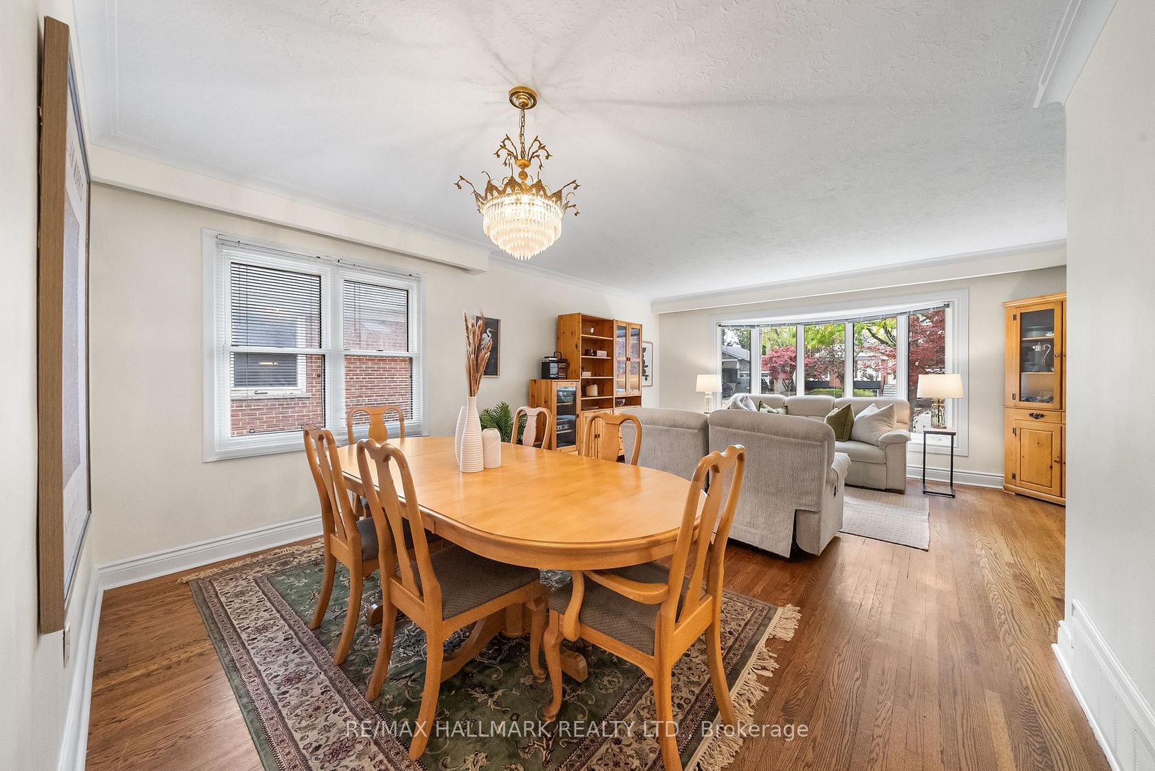 Photo 8 at 266 Chine Drive, Cliffcrest, Toronto Photo 8 at 266 Chine Drive, Cliffcrest, Toronto