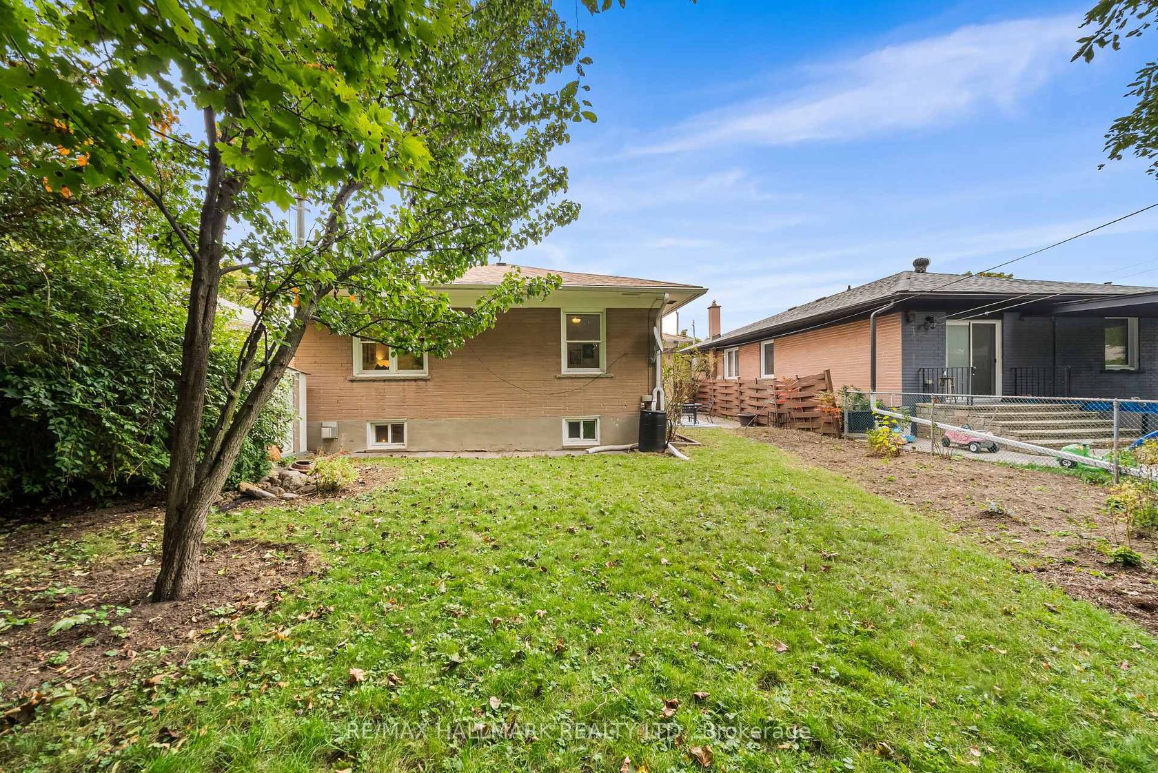 Photo 36 at 266 Chine Drive, Cliffcrest, Toronto Photo 36 at 266 Chine Drive, Cliffcrest, Toronto