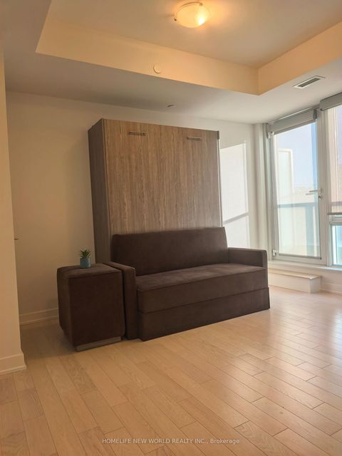 Photo 4 at 605 - 330 Richmond Street W, Waterfront Communities C1, Toronto