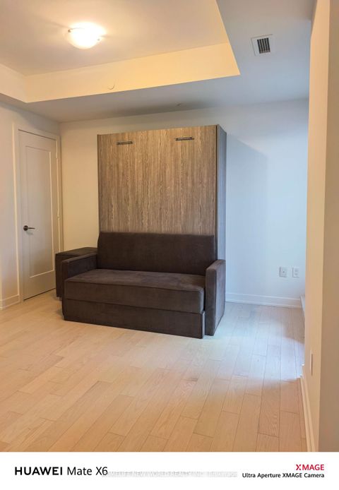 Photo 5 at 605 - 330 Richmond Street W, Waterfront Communities C1, Toronto