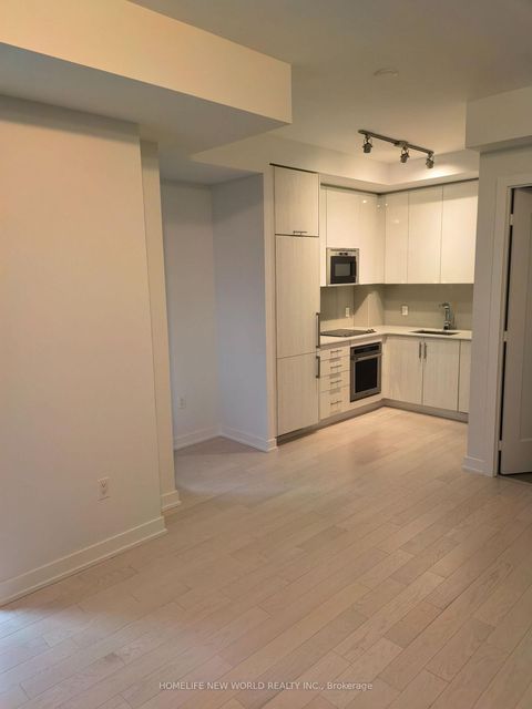 Photo 6 at 605 - 330 Richmond Street W, Waterfront Communities C1, Toronto