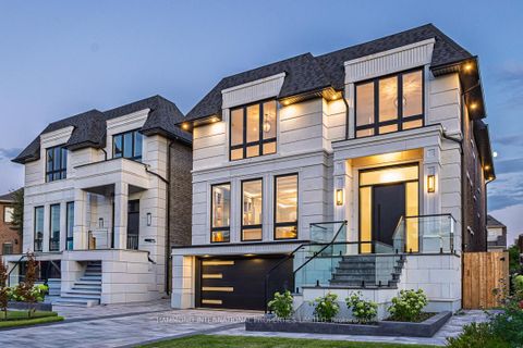 Photo 1 at 117 Crestwood Road, Yorkhill, Vaughan