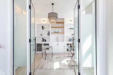 Photo 7 at 117 Crestwood Road, Yorkhill, Vaughan