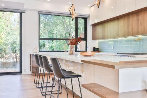 Photo 12 at 431 Sandlewood Road, WO West, Oakville