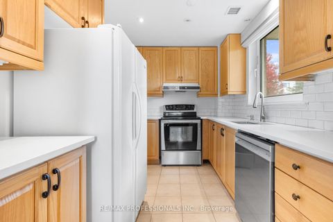 Photo 8 at 211 - 350 Mill Road, West Deane, Toronto