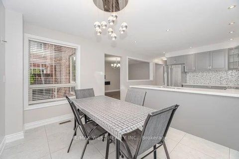 Photo 20 at 86 Dina Road, Maple, Vaughan