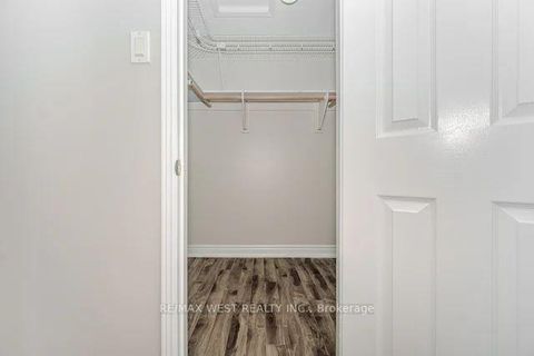 Photo 35 at 86 Dina Road, Maple, Vaughan