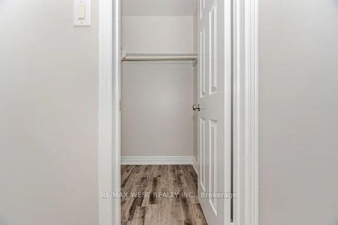 Photo 38 at 86 Dina Road, Maple, Vaughan