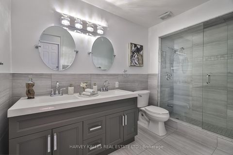 Photo 20 at 6 Lucifer Drive, Pleasant View, Toronto