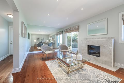 Photo 30 at 6 Lucifer Drive, Pleasant View, Toronto
