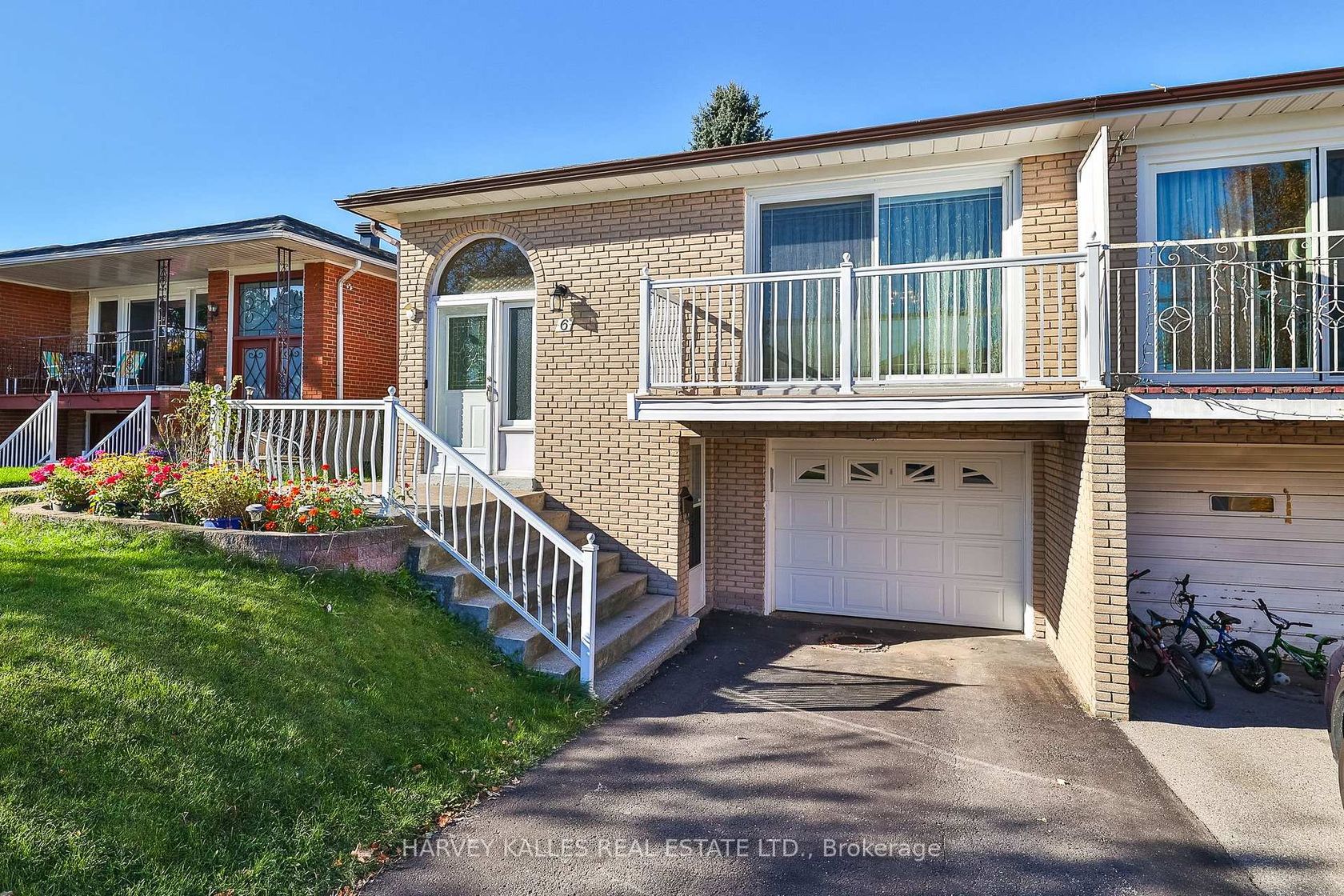 6 Lucifer Drive, Pleasant View, Toronto 