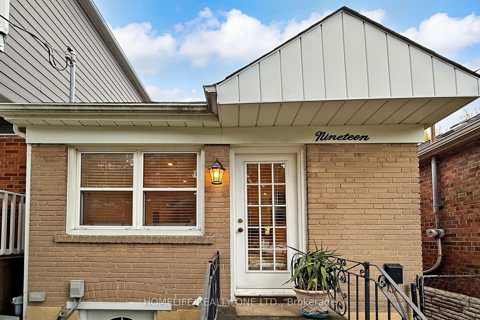 Photo 1 at 19 Morland Road, Bloor West Village, Toronto Photo 1 at 19 Morland Road, Bloor West Village, Toronto