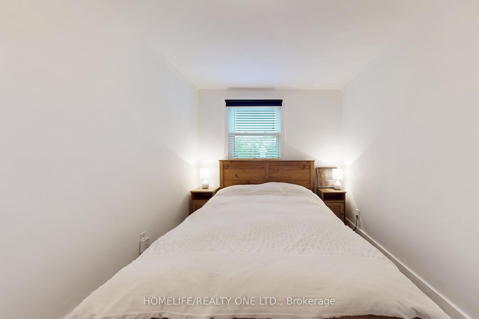 Photo 17 at 19 Morland Road, Bloor West Village, Toronto Photo 17 at 19 Morland Road, Bloor West Village, Toronto