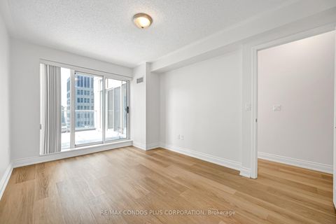 Photo 15 at 903 - 909 Bay Street, Bay Street Corridor, Toronto