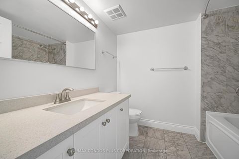 Photo 19 at 903 - 909 Bay Street, Bay Street Corridor, Toronto