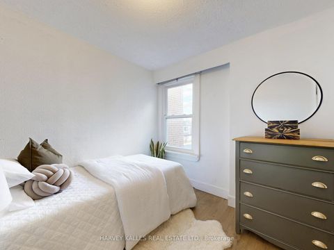 Photo 22 at 211 Rosemount Avenue, Davenport, Toronto