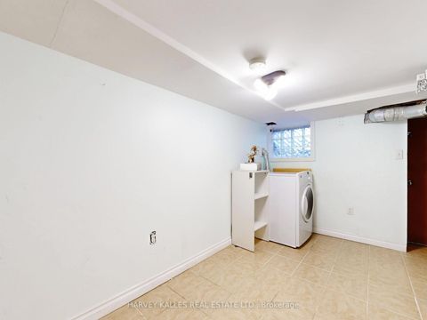 Photo 34 at 211 Rosemount Avenue, Davenport, Toronto