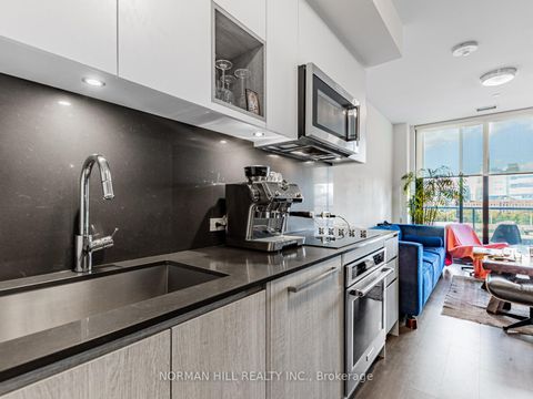 Photo 14 at 813 - 118 Merchants'wharf, Waterfront Communities C8, Toronto