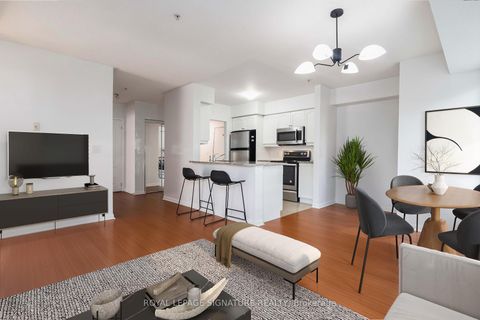 Photo 3 at 121 - 60 Mendelssohn Street, Birchmount, Toronto