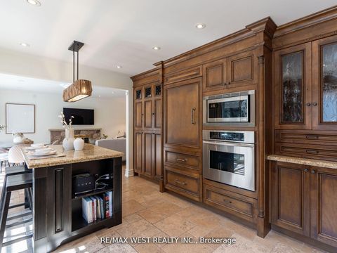 Photo 9 at 57 Edenvale Crescent, Humber Valley, Toronto Photo 9 at 57 Edenvale Crescent, Humber Valley, Toronto
