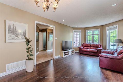 Photo 1 at 10 Stephanie Lane, Painswick South, Barrie