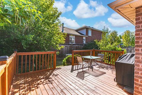 Photo 11 at 10 Stephanie Lane, Painswick South, Barrie