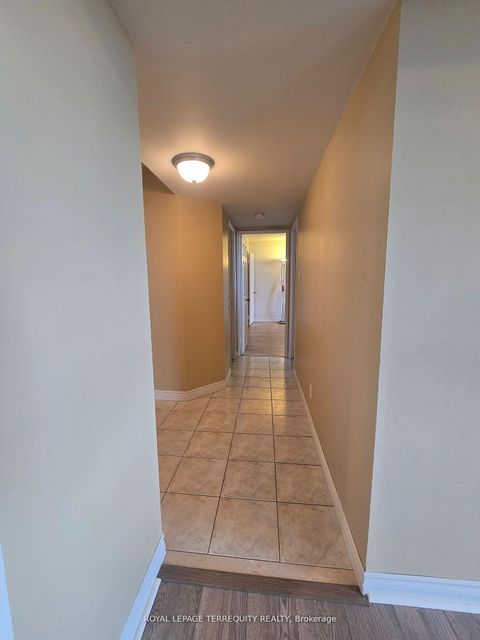 Photo 8 at 1209 - 61 Markbrook Lane, Jamestown, Toronto