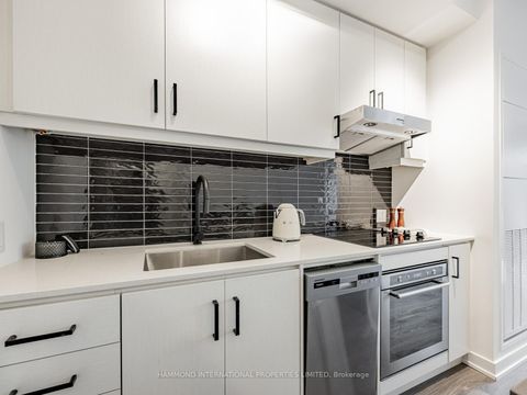 Photo 5 at 524 - 9 Tecumseth Street, Niagara, Toronto