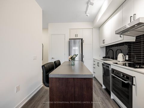Photo 8 at 524 - 9 Tecumseth Street, Niagara, Toronto