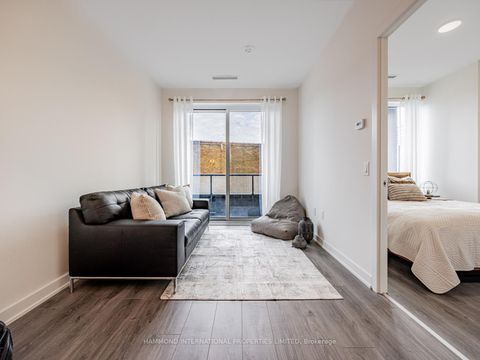 Photo 12 at 524 - 9 Tecumseth Street, Niagara, Toronto