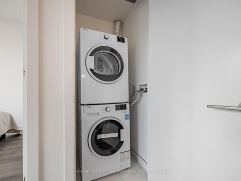 Photo 20 at 524 - 9 Tecumseth Street, Niagara, Toronto