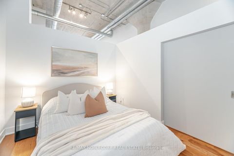 Photo 16 at 228 - 637 Lake Shore Boulevard, Niagara, Toronto