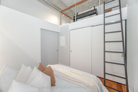 Photo 18 at 228 - 637 Lake Shore Boulevard, Niagara, Toronto