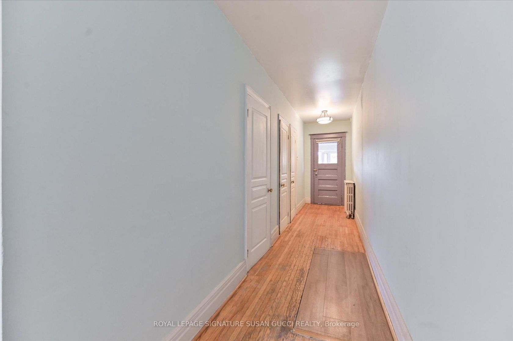 Photo 6 at 9 Everett Crescent, Lumsden, Toronto Photo 6 at 9 Everett Crescent, Lumsden, Toronto