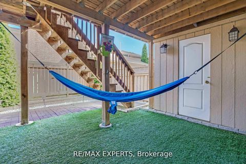 Photo 18 at 32 - 19 Foxchase Avenue, East Woodbridge, Vaughan