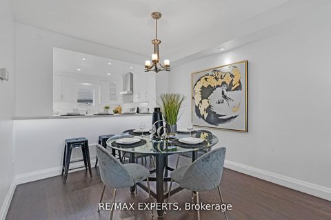 Photo 23 at 32 - 19 Foxchase Avenue, East Woodbridge, Vaughan