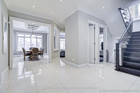 Photo 3 at 29 Threadneedle Crescent, Hillcrest Village, Toronto