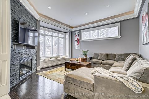 Photo 16 at 29 Threadneedle Crescent, Hillcrest Village, Toronto