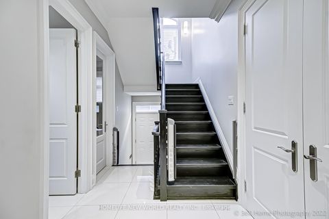 Photo 18 at 29 Threadneedle Crescent, Hillcrest Village, Toronto