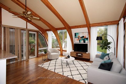 Photo 13 at 140 Wedgewood Drive, Newtonbrook East, Toronto