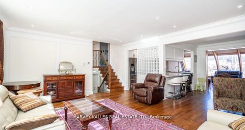 Photo 15 at 140 Wedgewood Drive, Newtonbrook East, Toronto