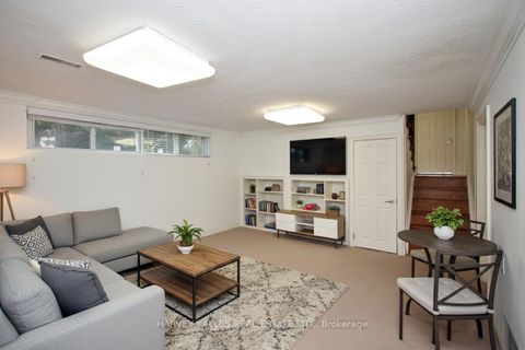 Photo 27 at 140 Wedgewood Drive, Newtonbrook East, Toronto