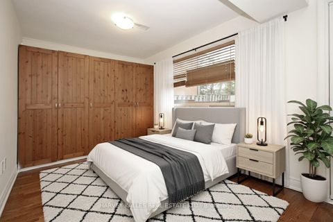 Photo 29 at 140 Wedgewood Drive, Newtonbrook East, Toronto