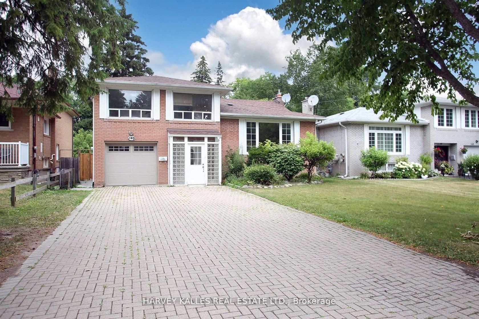 140 Wedgewood Drive, Newtonbrook East, Toronto  by Loree Meneguzzi Real Estate 140 Wedgewood Drive, Newtonbrook East, Toronto