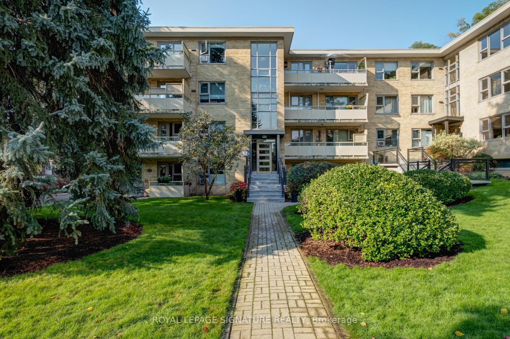 Photo 1 at 3 - 8 Corinth Gardens, Mount Pleasant East, Toronto Photo 1 at 3 - 8 Corinth Gardens, Mount Pleasant East, Toronto