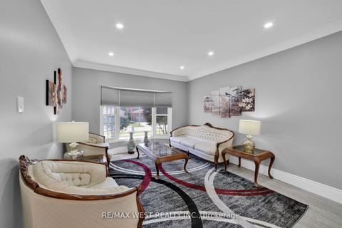 Photo 6 at 339 Parklane Road, CP College Park, Oakville