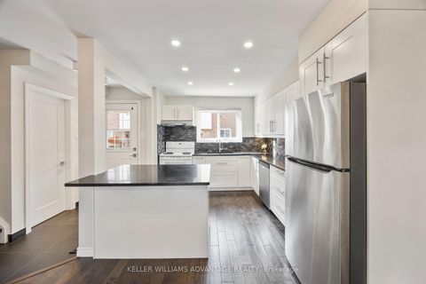 Photo 6 at 118 - 69 Godstone Road, Don Valley Village, Toronto